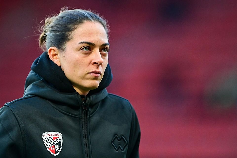 Sabrina Wittmann. Cheftrainerin des FC Ingolstadt in der 3. Liga.