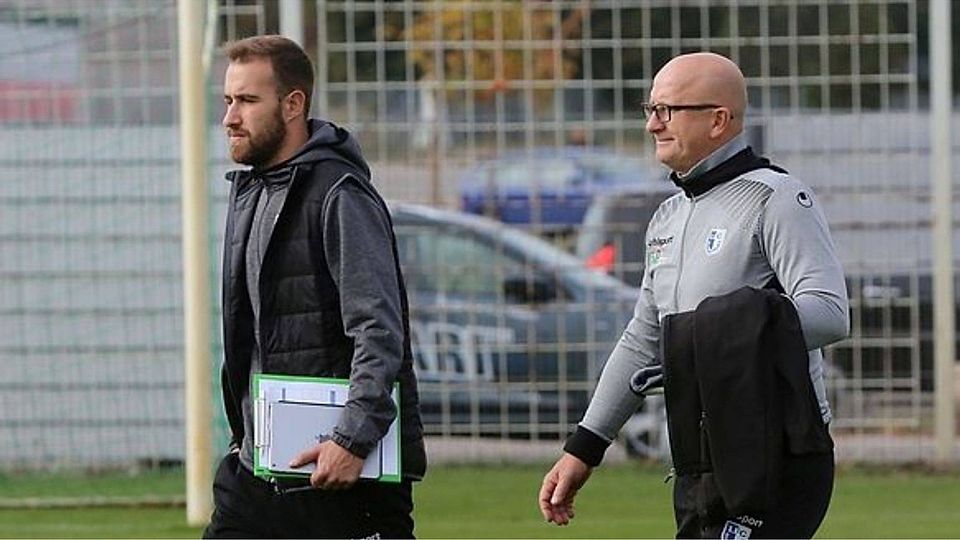 Matthias Mincu (links) ist neuer Cheftrainer der U19 beim FCM.