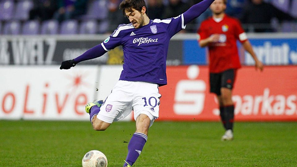 Schussstark: Kickers-Neuzugang Daniel Nagy (hier im Trikot des VfL Osnabrück) bringt als Spielmacher viel Zug zum Tor mit. F.:Getty Images