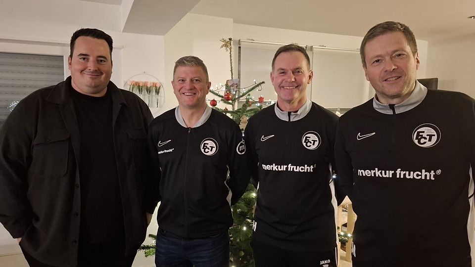  v.l.: Sportlicher Leiter Kevin Kreuzer, Cheftrainer Rainer Hannig, 1. Vorstand Thomas Hodel, Co-Trainer Thomas Mirke