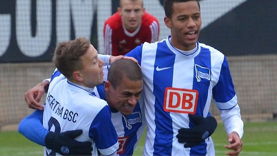 Thiago Rockenbach (M.) wird zukünftig für den BFC Dynamo spielen. Foto: Hertha BSC