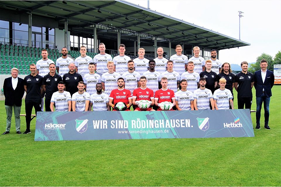 Gut aufgestellt: Das neue Team des SV Rödinghausen vor der Saison 2022/23.