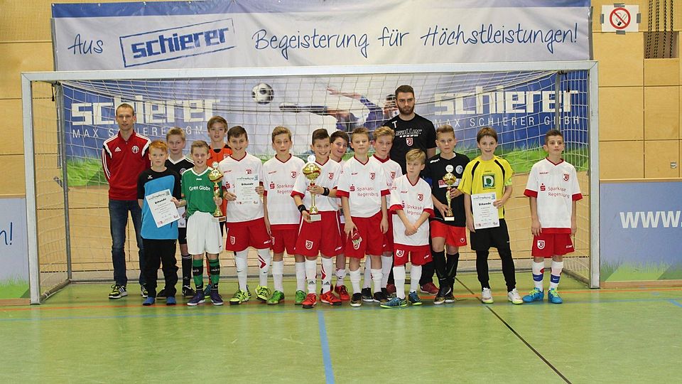Strahlende Sieger waren die Jungs des SSV Jahn Regensburg. Foto: Guggenberger