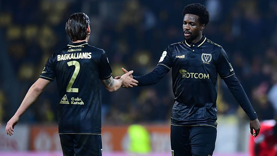 Gideon Jung (r.) spielt in Aachen. 