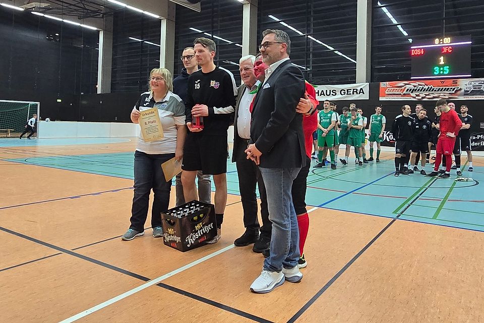 Die Rote Laterne für den Letzten vom SV 1876 Gera-Pforten