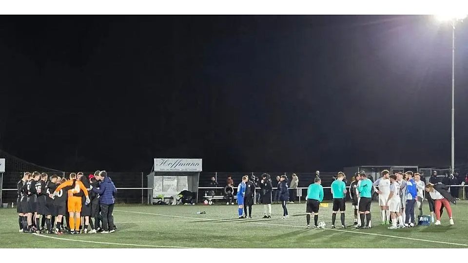 Bicken und Burg standen sich in der vergangenen Saison bereits im Viertelfinale gegenüber: Damals kegelte der TSV (re.) den SSC (li.) im Elfmeterschießen aus dem Cup. (Archivbild) © FuPa.net/Sven Firmenich
