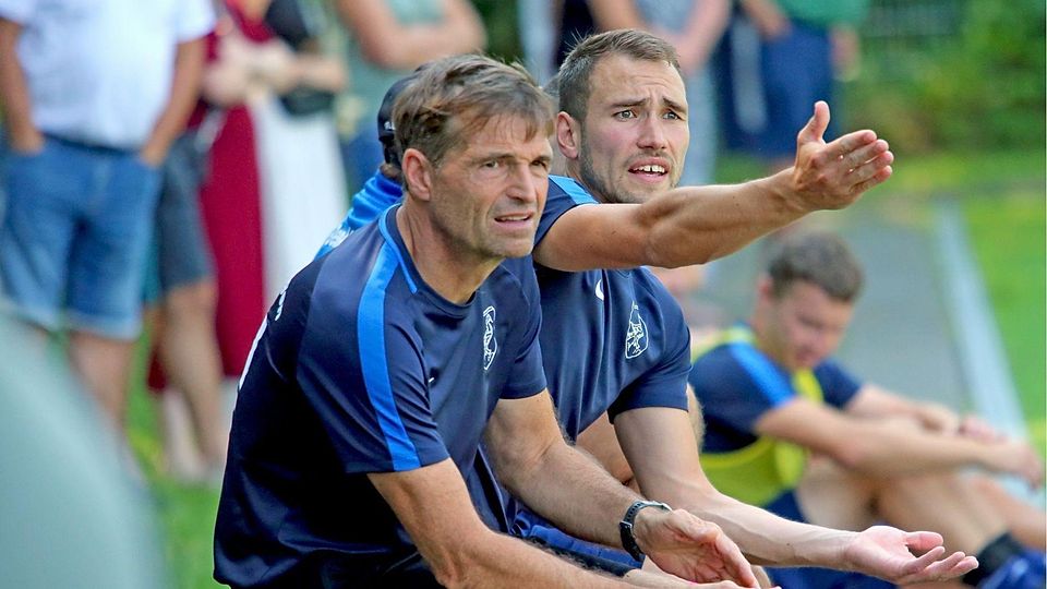 Markus Ansorge (li.) und der VfL Denklingen haben sich knapp mit 1:0 beim SV Planegg-Krailling durchgesetzt.