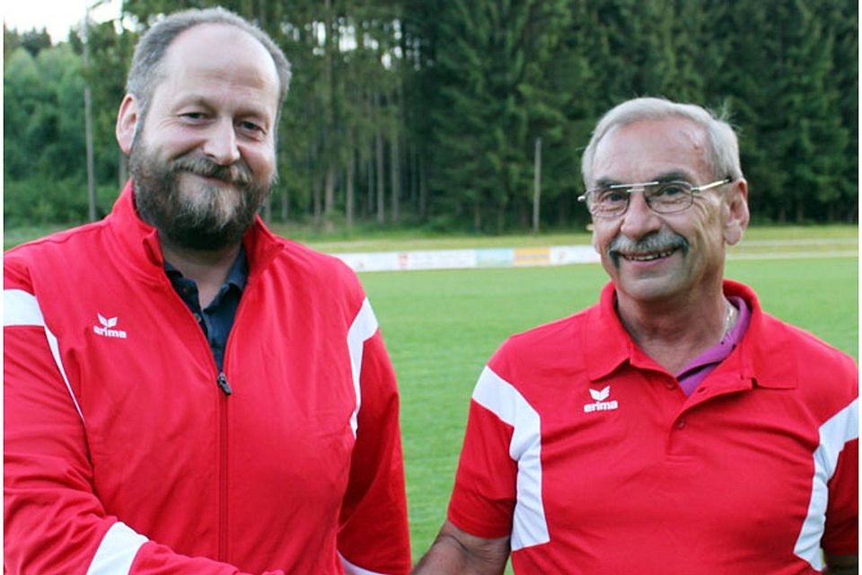 „Fischacher Hand in Hand“ lautet die Devise vom neuen Trainer Ralf Goldschmidt (links) und Abteilungsleiter Dieser Rinke.	   F.: Dominik Schubert