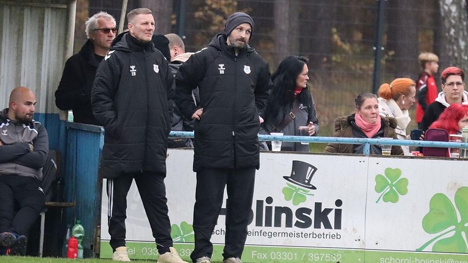 Links: Co-Trainer Eyk Balzke und rechts Trainer Benjamin Baier. 