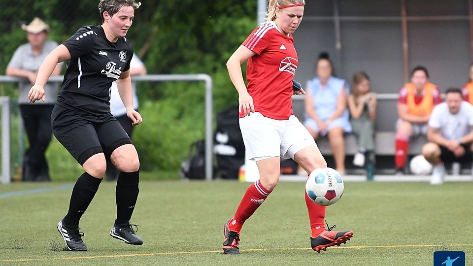 Im ersten Heimspiel möchte Nicole Neudecker (re.) mit ihrem Team auch die ersten drei Punkte der Saison einfahren.