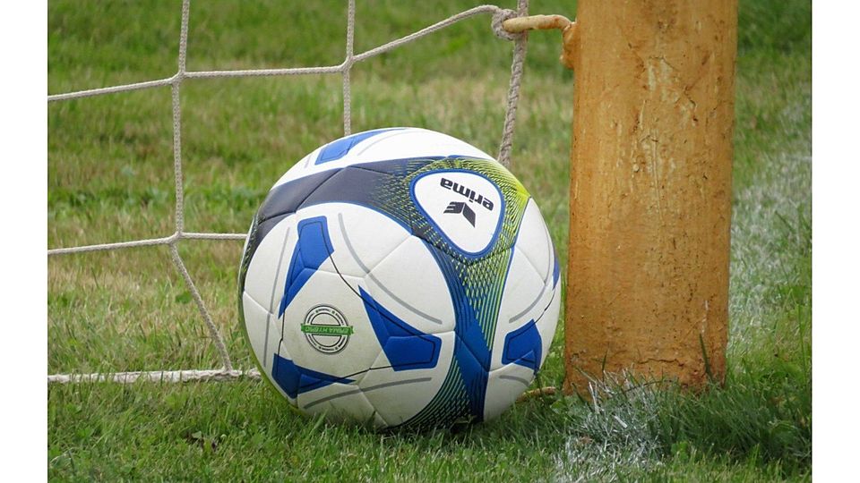 Gleich 32 Bälle fanden am 5. Spieltag der Kreisliga-Südstaffel den Weg ins Tornetz. F: Voigt