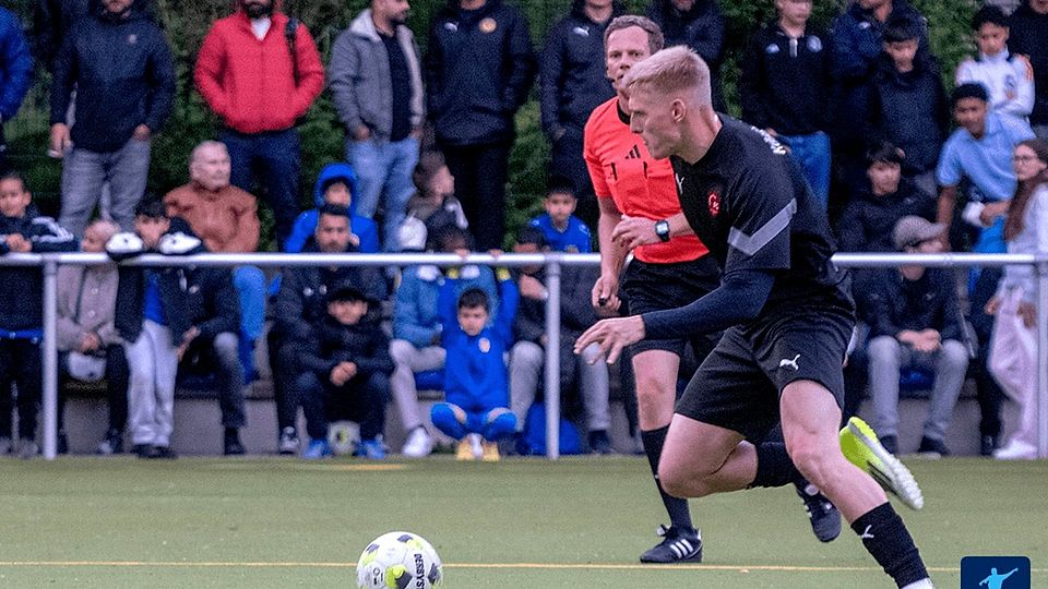 Köpenick (dunkel) auf dem Weg in die Relegation