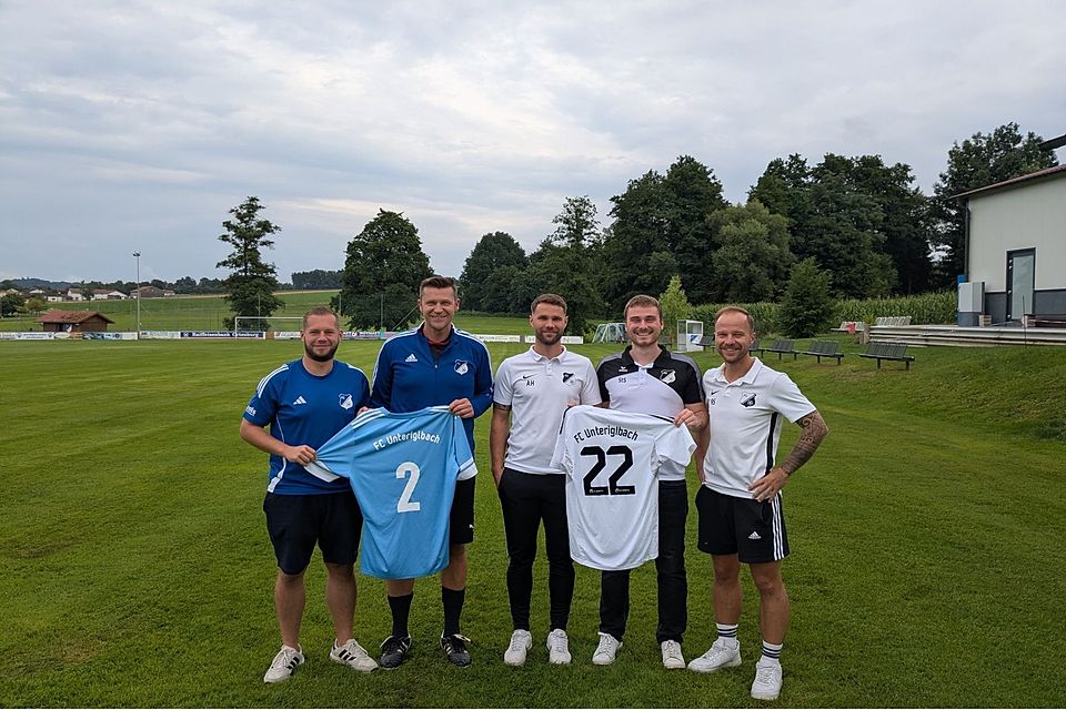 Die neue Führungsmannschaft des FC Unteriglbach