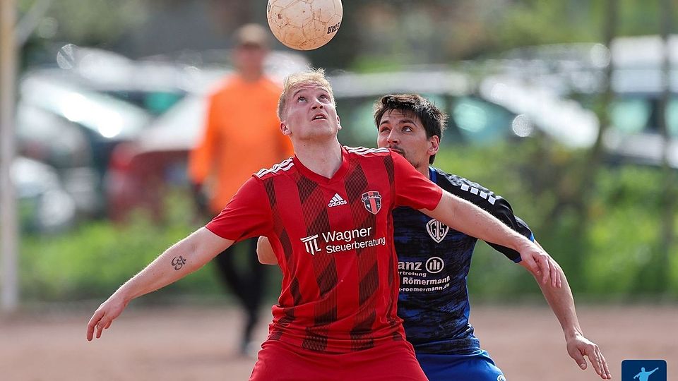 Der SSV Hattenheim stellt den besten Angriff der Kreisliga A. Und das, obwohl Topstürmer Bastian Herke (in rot) seit Saisonbeginn verletzt fehlt.