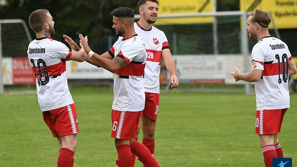 Läuft: Der VfL Sponheim startete mit einem zu-Null-Sieg in das Fußballjahr 2026. 