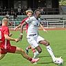 Verbesserte Konzentration und defensive Stabilität: Momo Ndiaye (r.) und der 1. FC finden im 4-4-2-System zurück zu alter Stärke. Gerade im Spiel mit Ball konnten die Werdenfelser gegen Rosenheim Fortschritte verzeichnen.