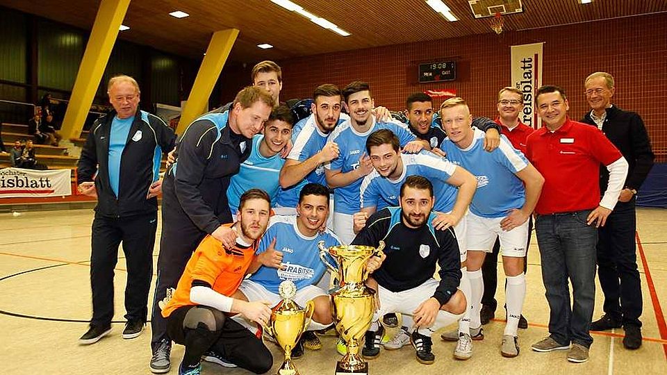 Der VfB Unterliederbach gewinnt den Offensiv-Cup! Foto: Lorenz.