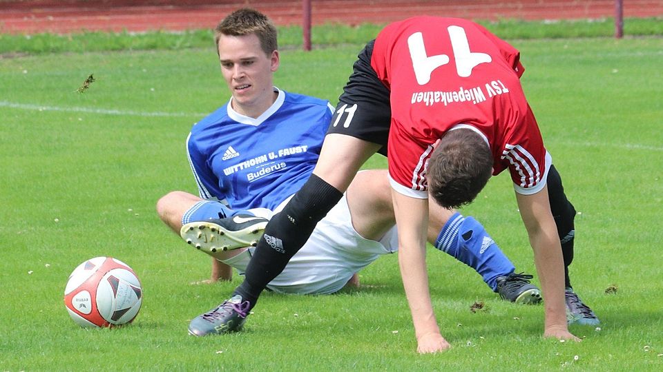 Luca Fitschen im Bodenkampf mit Marco Kappelmann.