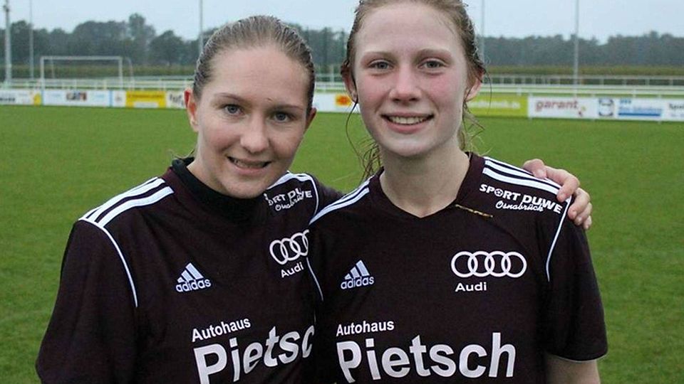 Für den SC Melle am Ball: die Flügelspielerinnen Amrei Zinne (links) und Marie Müller. Foto: Coranda Oltmanns