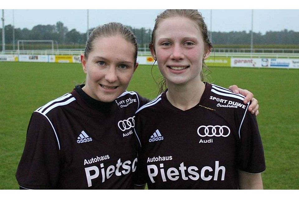 Für den SC Melle am Ball: die Flügelspielerinnen Amrei Zinne (links) und Marie Müller. Foto: Coranda Oltmanns