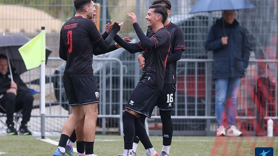 Die Jungschanzer jubeln sich in der Tabelle immer weiter nach oben.