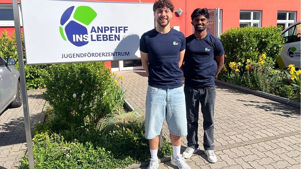 Die beiden LSC-Bufdis Kaiwan Disai und Schyam Vasanthakumar