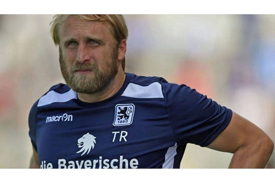 Löwen-Coach Daniel Bierofka muss eine echte Hiobsbotschaft hinnehmen. Foto: mis