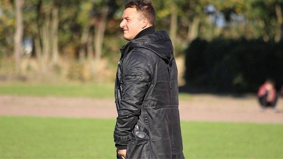 Will mit dem TSV Tudorf in die eingleisige Liga: Daniele Barancotto und sein Trainer-Kollege Waldemar Bera haben beim TSV um ein Jahr verlängert. F: Kara