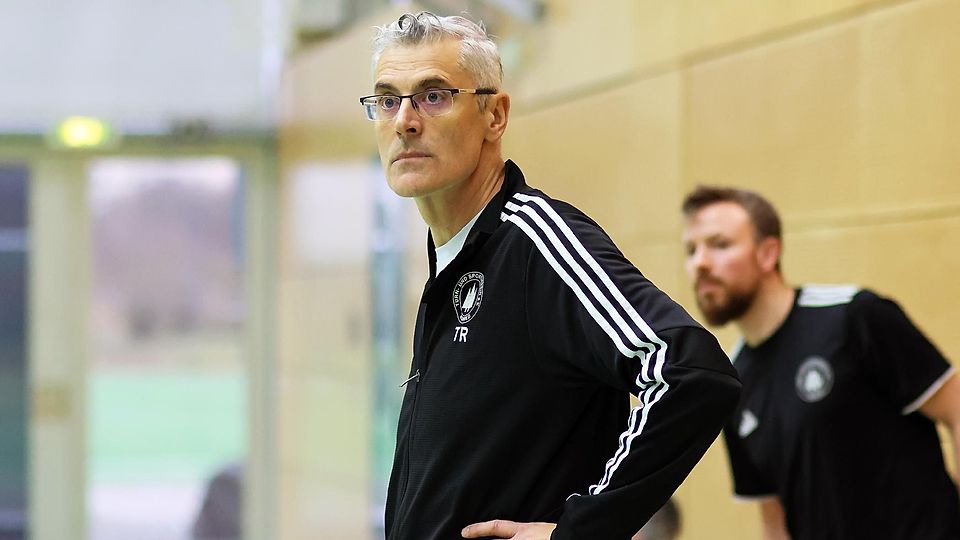 Genervt von der Ansetzung der Bezirksliga-Saison in der staaden Zeit: Neurieds Trainer Kagan Brinkwirth.