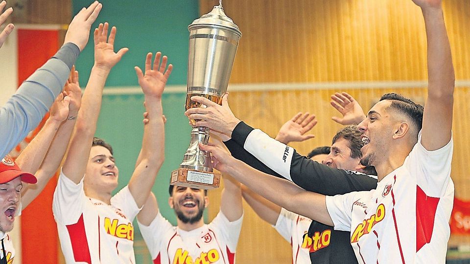 Das war 2019: Da schnappte sich die U21 des SSV Jahn als bisher Letztes den Stadtmeister-Pokal. Heuer stellt der Profiklub keine Mannschaft.