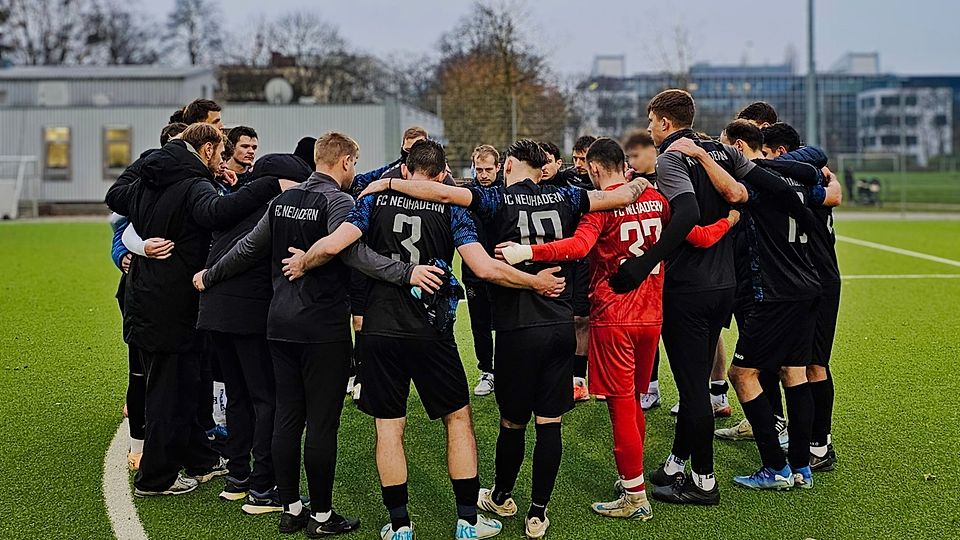 Der FC Neuhadern hat gegen Kosova nach der Hinspielniederlage noch eine Rechnung offen. Mit den Lehren aus den letzten Wochen soll es wieder in die richtige Richtung gehen.