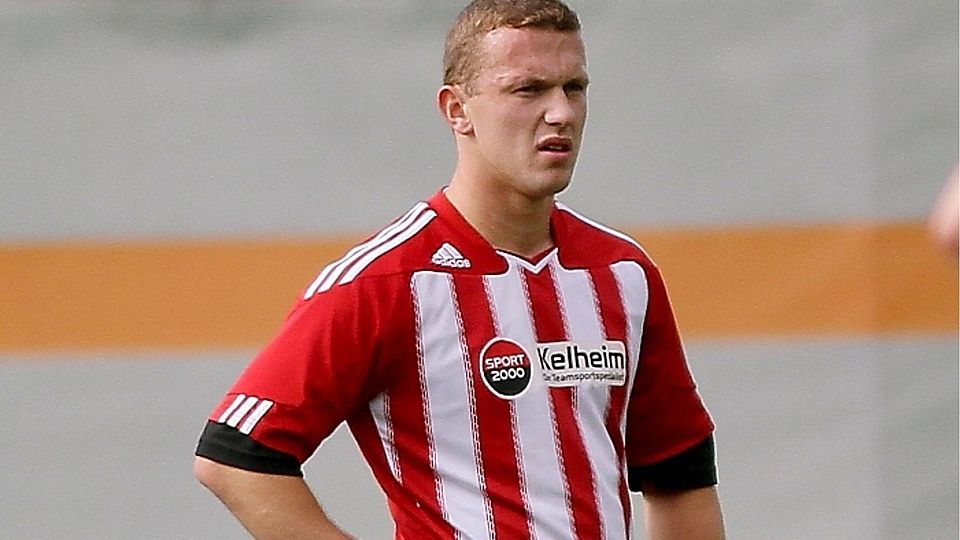 Christian Brandl spielt auch in der kommenden Saison für den TV Schierling   Foto:Grübl