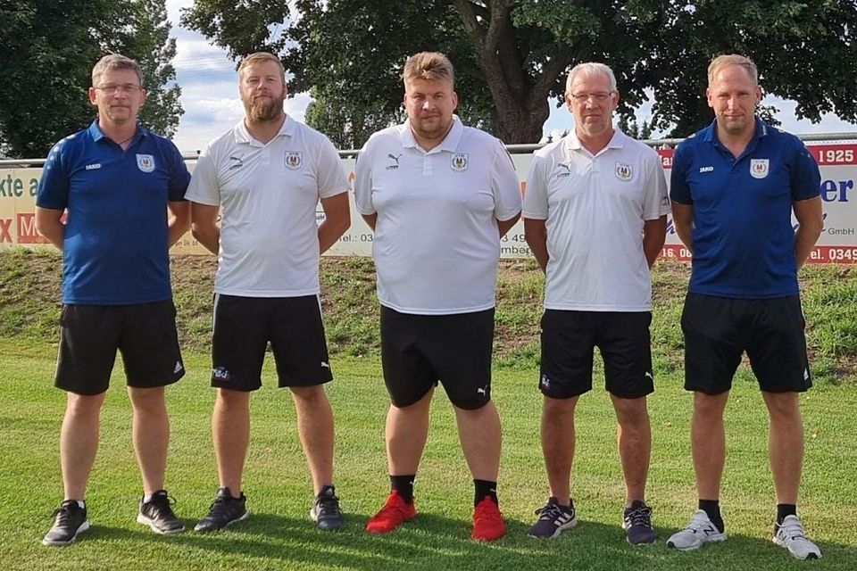 Teammanager Sandor Cseke, Robert Albrecht, Richard Selka, Ralf Jenichen und Sportlicher Leiter Steve Schaller (von links).