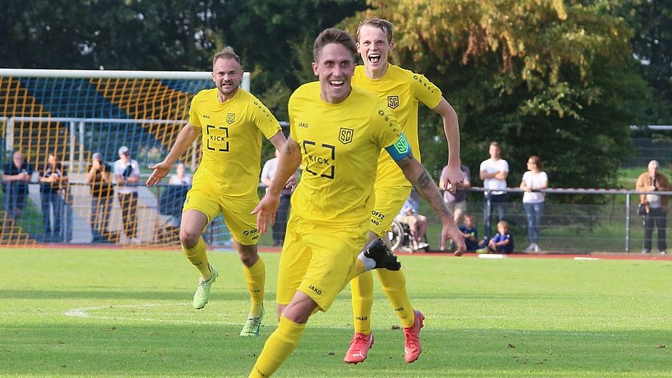 Dominik Dohmen hat die rote Karte gesehen, könnte aber im Pokal gegen RWE spielen. 