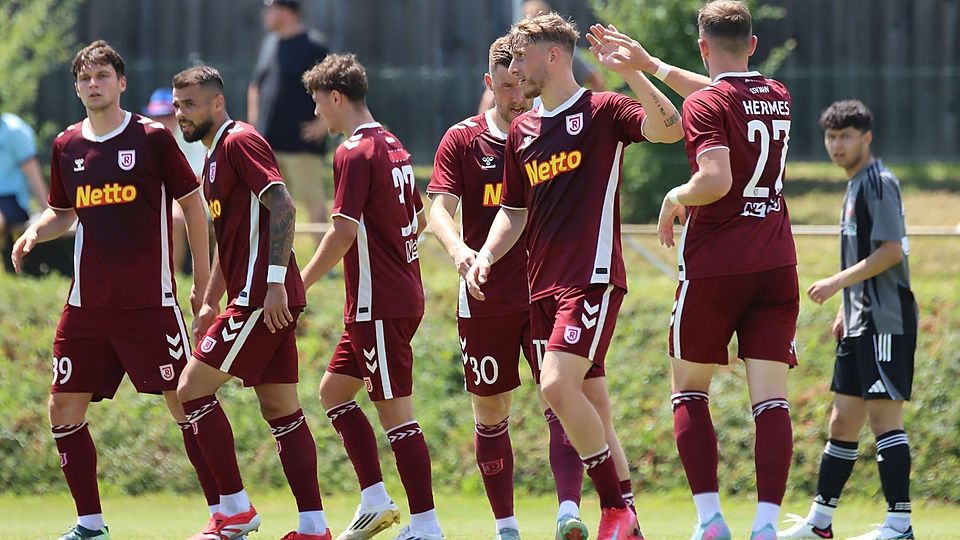 Der SSV Jahn Regensburg gab sich in Herrngiersdorf keine Blöße.