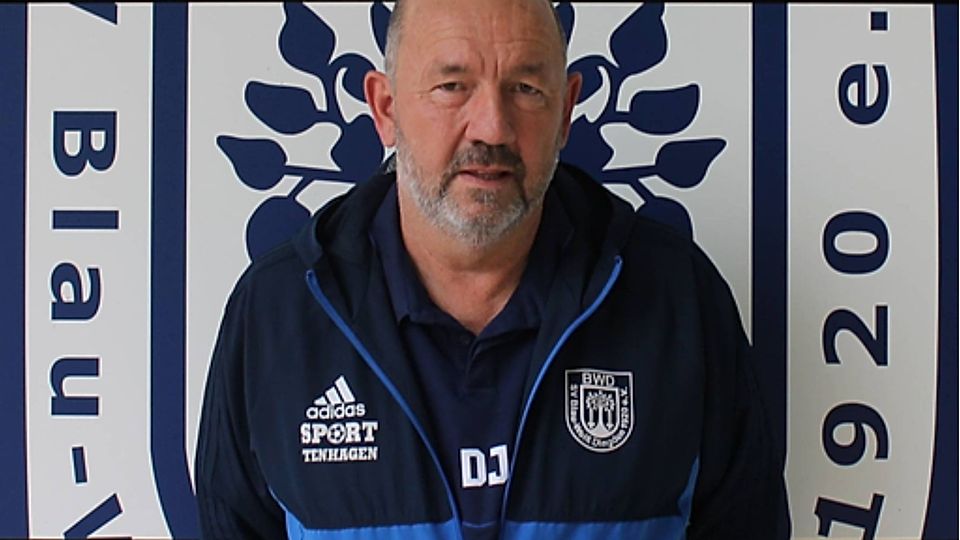 Der Trainer von Blau-Weiß Dingden: Dirk Juch.