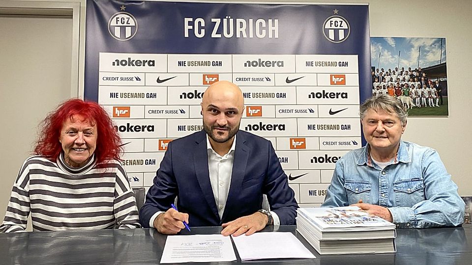 Murat Ural mit Heliane und Ancillo Canepa, dem Präsidenten-Ehepaar des FC Zürich.