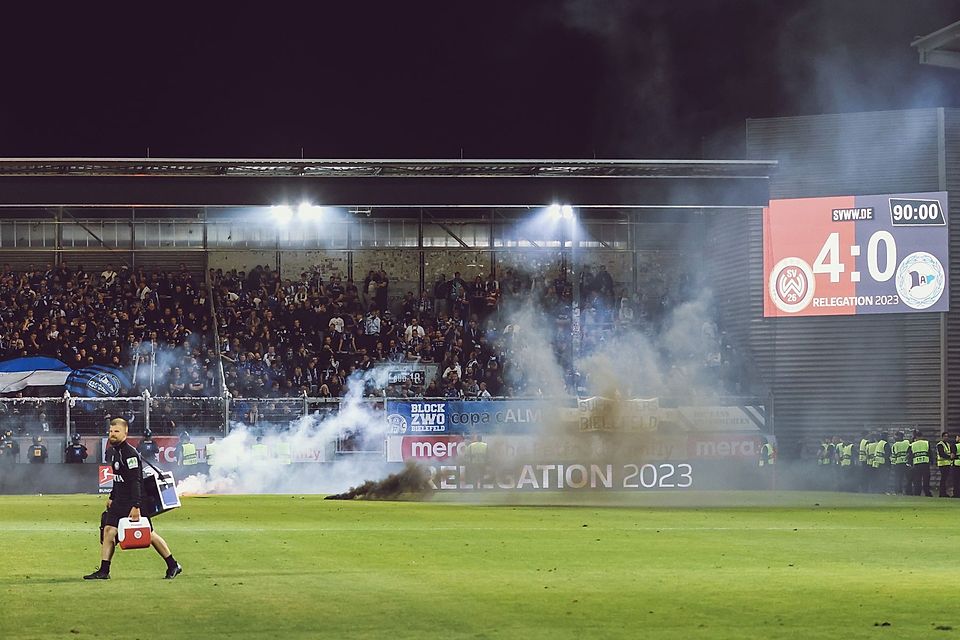 Fans von Bielefeld sorgten für Ausschreitungen. 