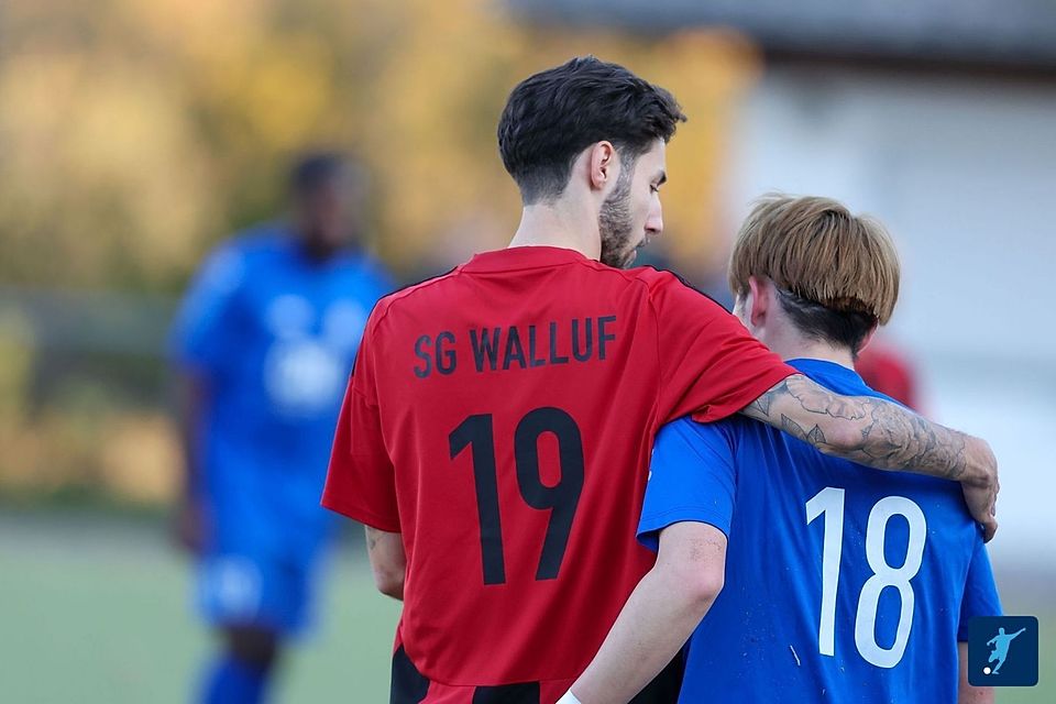 Die SG Walluf und der FV Biebrich treffen am letzten Spieltag der Verbandsliga aufeinander. Möglicherweise dann ein Spiel mit Final-Charakter. Die SG Walluf und der FV Biebrich treffen am letzten Spieltag der Verbandsliga aufeinander. Möglicherweise dann ein Spiel mit Final-Charakter.