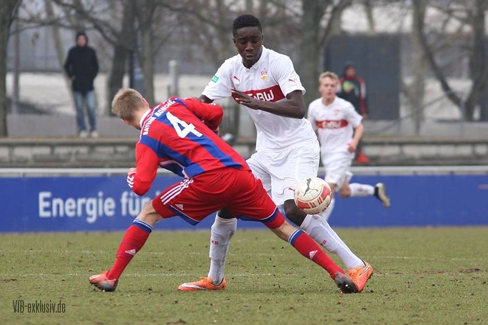 Erzielte kurz nach seiner Einwechslung in der Partie gegen den FC Bayern München die 2:1-Führung für die Stuttgarter U19-Junioren: Prince Osei Owusu. F: Lommel