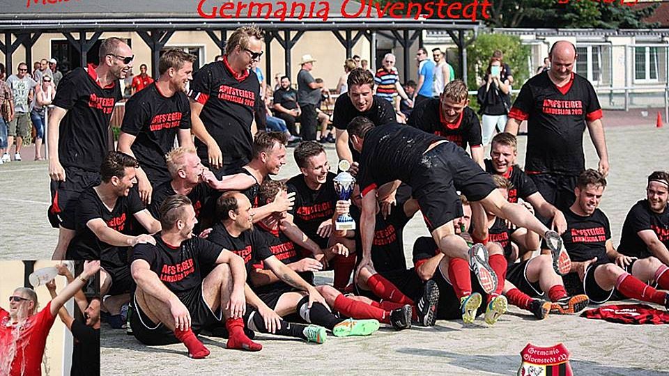 So feiert Olvenstedt den Aufstieg in die Landesliga. Foto: Verein