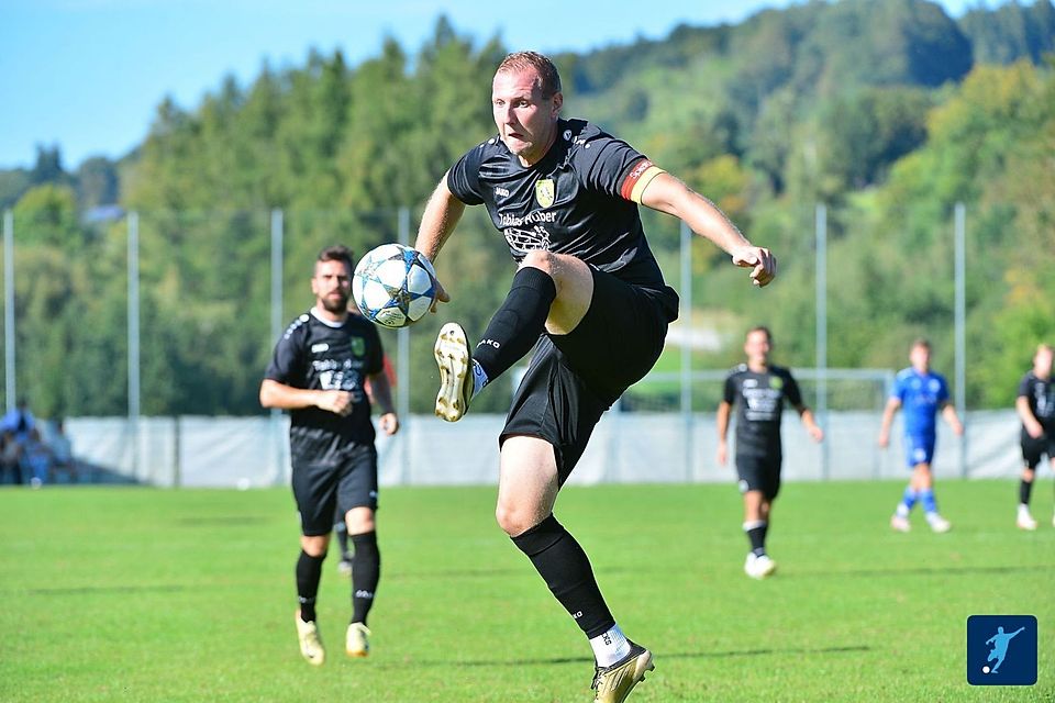 Stefan Demuth und seine Karpfhamer lösten auch die Auswärtsaufgabe in Röhrnbach erfolgreich.