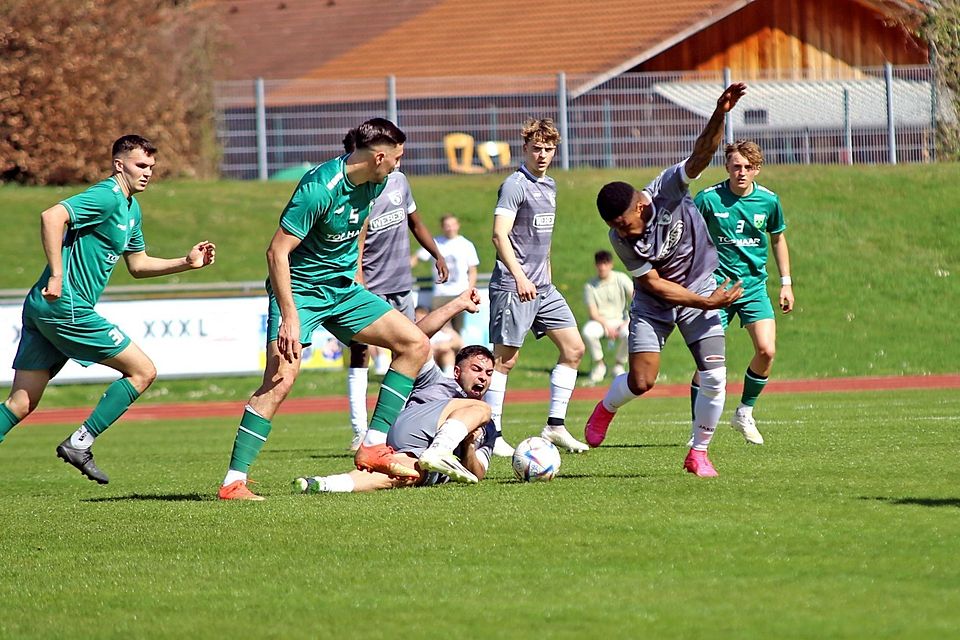 In der Rückrunde wollen die Spieler des FC Penzberg mehr Kante zeigen.