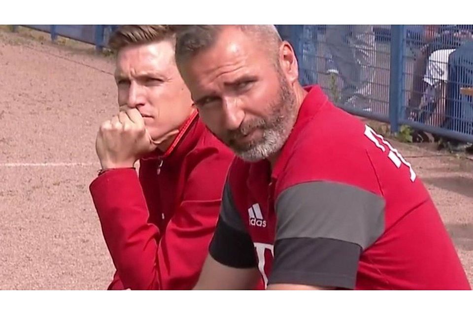 Das dynamische Trainer-Duo des FCB: Tim Walter und sein Co-Trainer Tobi Schweinsteiger F: fcb.tv