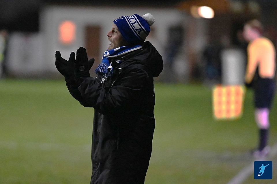 Stellt sich auf viel Gegenwehr in Schöndorf ein: Schweichs Trainer Thomas Schleimer.