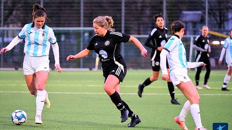 Nicht zu stoppen - Nina Bründl mit Doppelpack. 