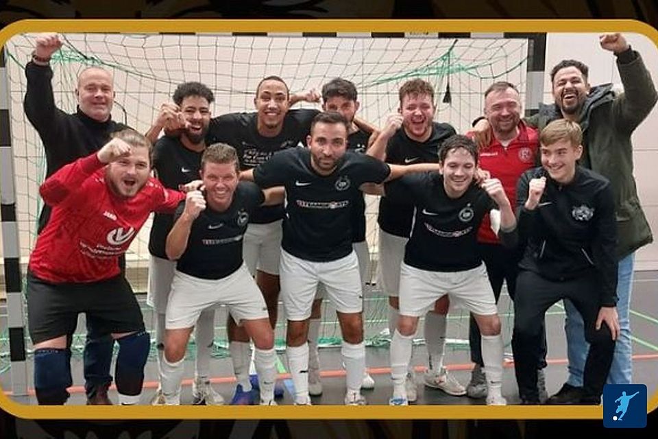 Jubel beim GSV Düsseldorf. 