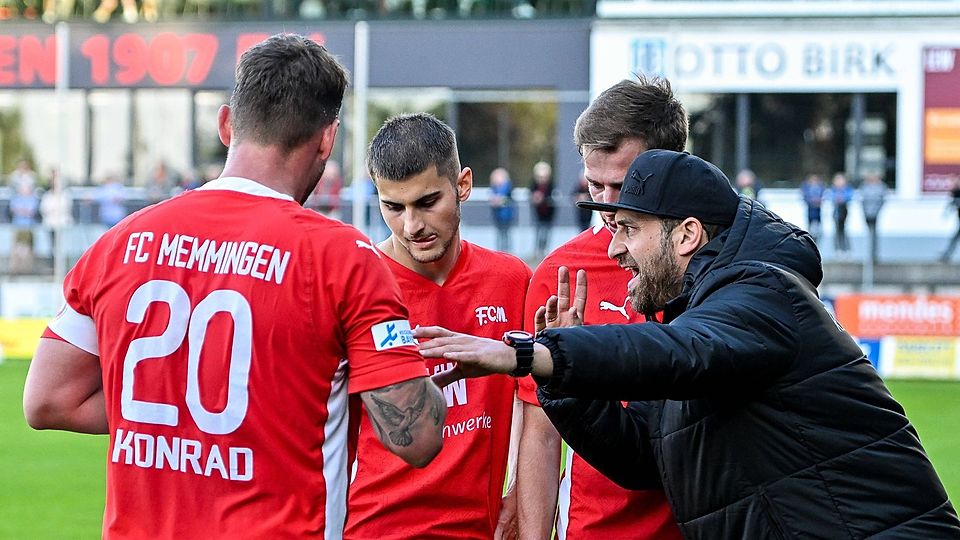 Der FC Memmingen musste sich am Freitagabend dem SV Wacker Burghausen mit 0:3 geschlagen geben und einen Dämpfer im Abstiegskampf hinnehmen.