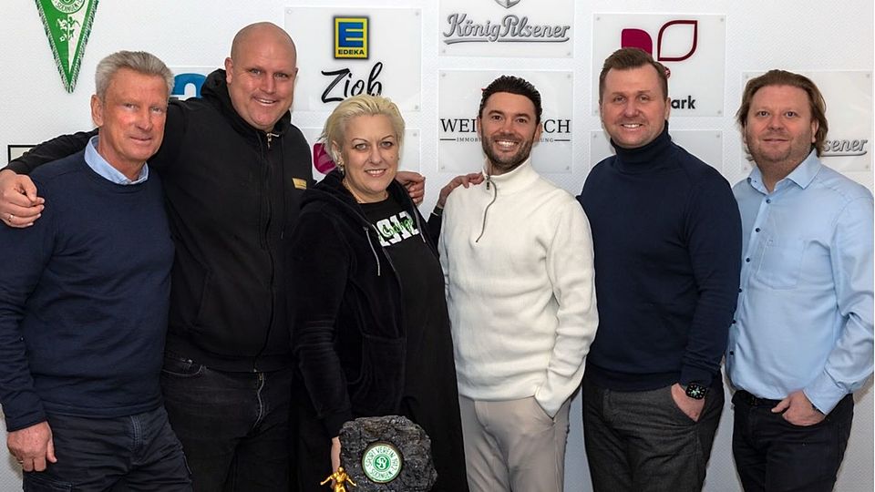 (v.l.:) Christian Schreier, Christian Knappmann, Melanie Schmeiduch, Benjamin Adamik, Tim Eibold und Eduard Weidenbach.