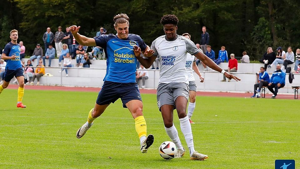 Tim-Sebastian Buchheister (blau-gelb) kehrt am Samstag in den Mühlhausener Kader zurück.